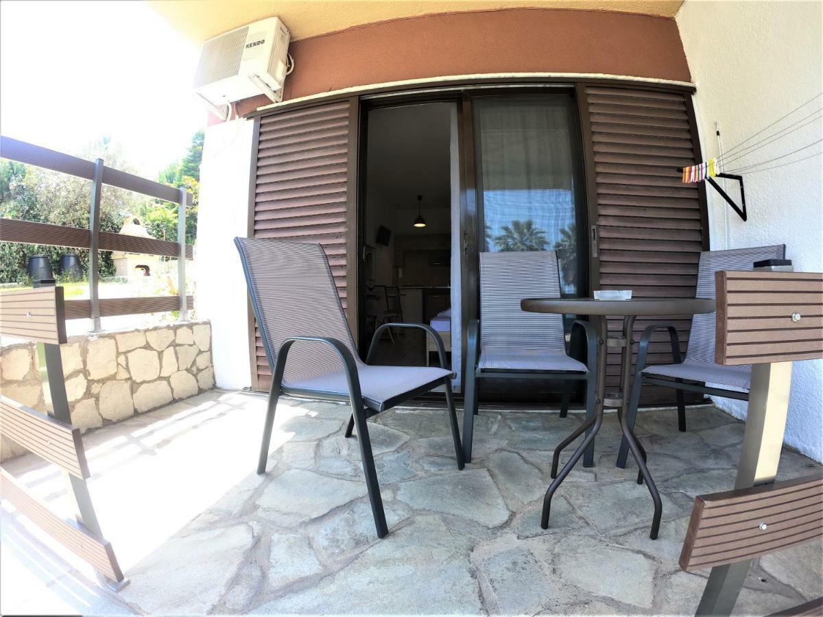 Pension Karvounoskala Стратонион Экстерьер фото